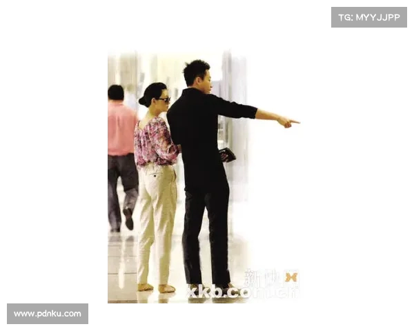 结婚半月后悔的男子深夜难以入眠,望着妻子心生疑虑,网友直言:这婚结得太草率 结婚半月后悔的男子深夜难以入眠,望着妻子心生疑虑,网友直言:这婚结得太草率